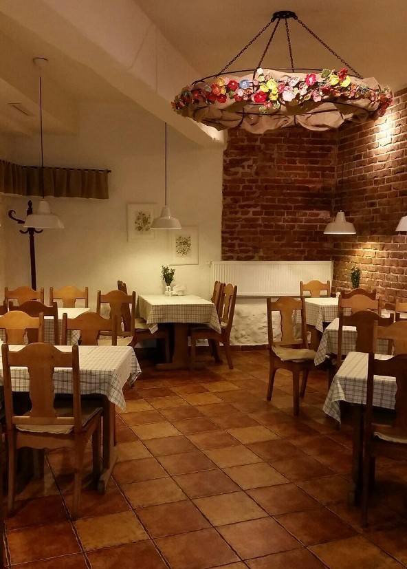 Wnętrze restauracji Kuchnia u Doroty